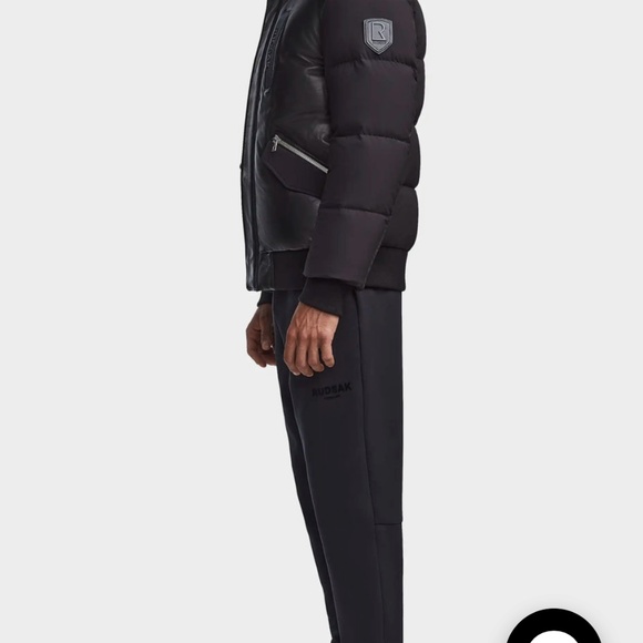 Slightly big - Picture 5 of 5